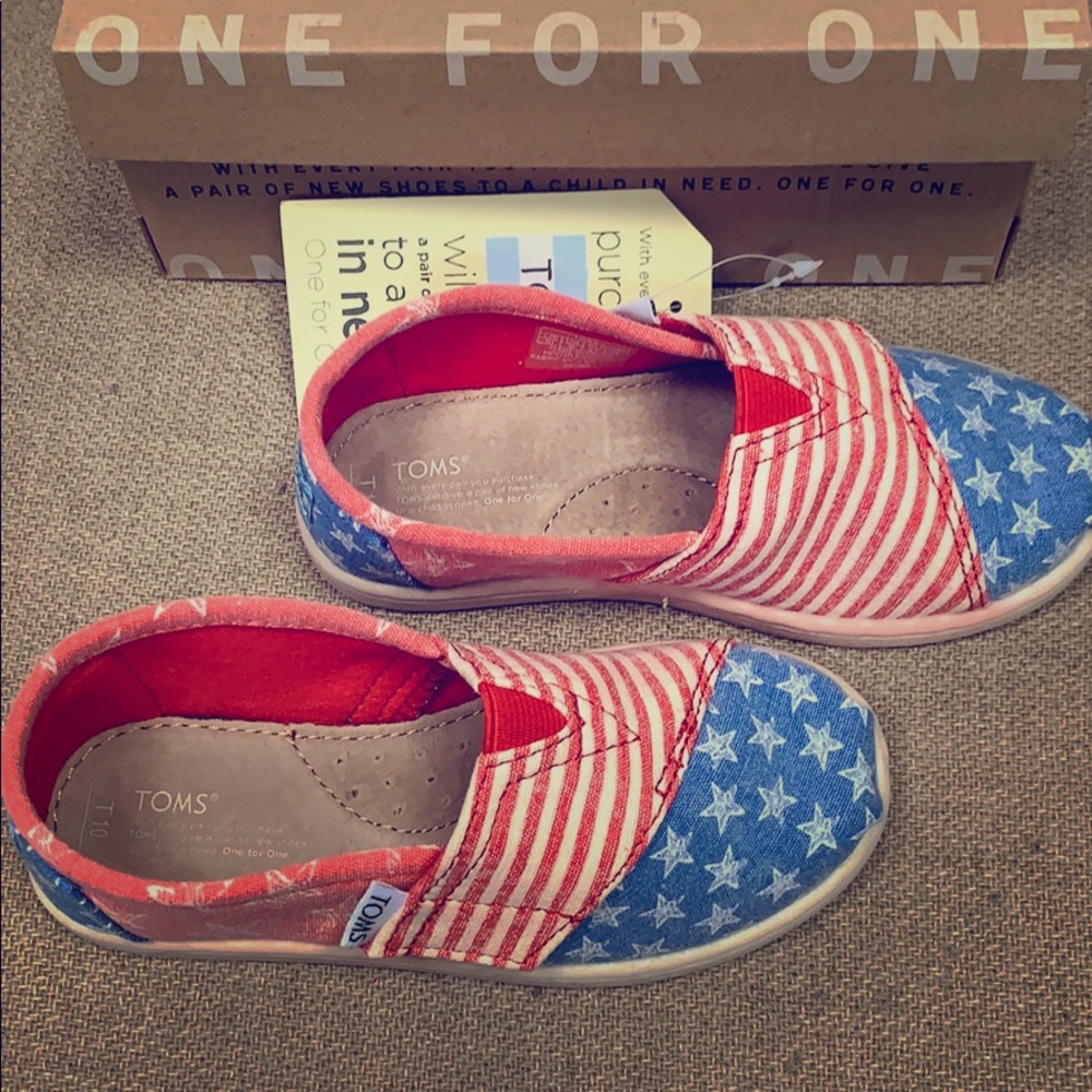 Toms Stars and Stripes canvas shoes girls size 10